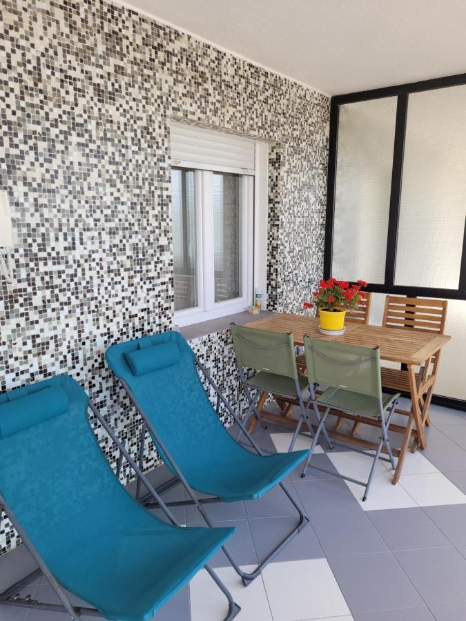 Apartamento Apolo Салоу Экстерьер фото