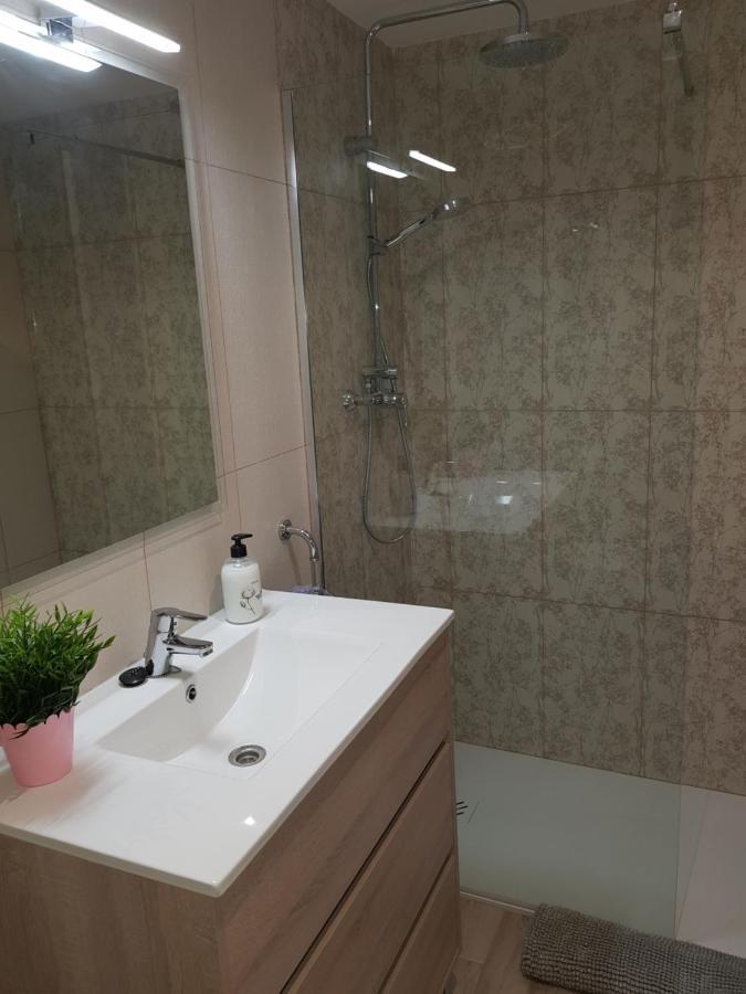 Apartamento Apolo Салоу Экстерьер фото